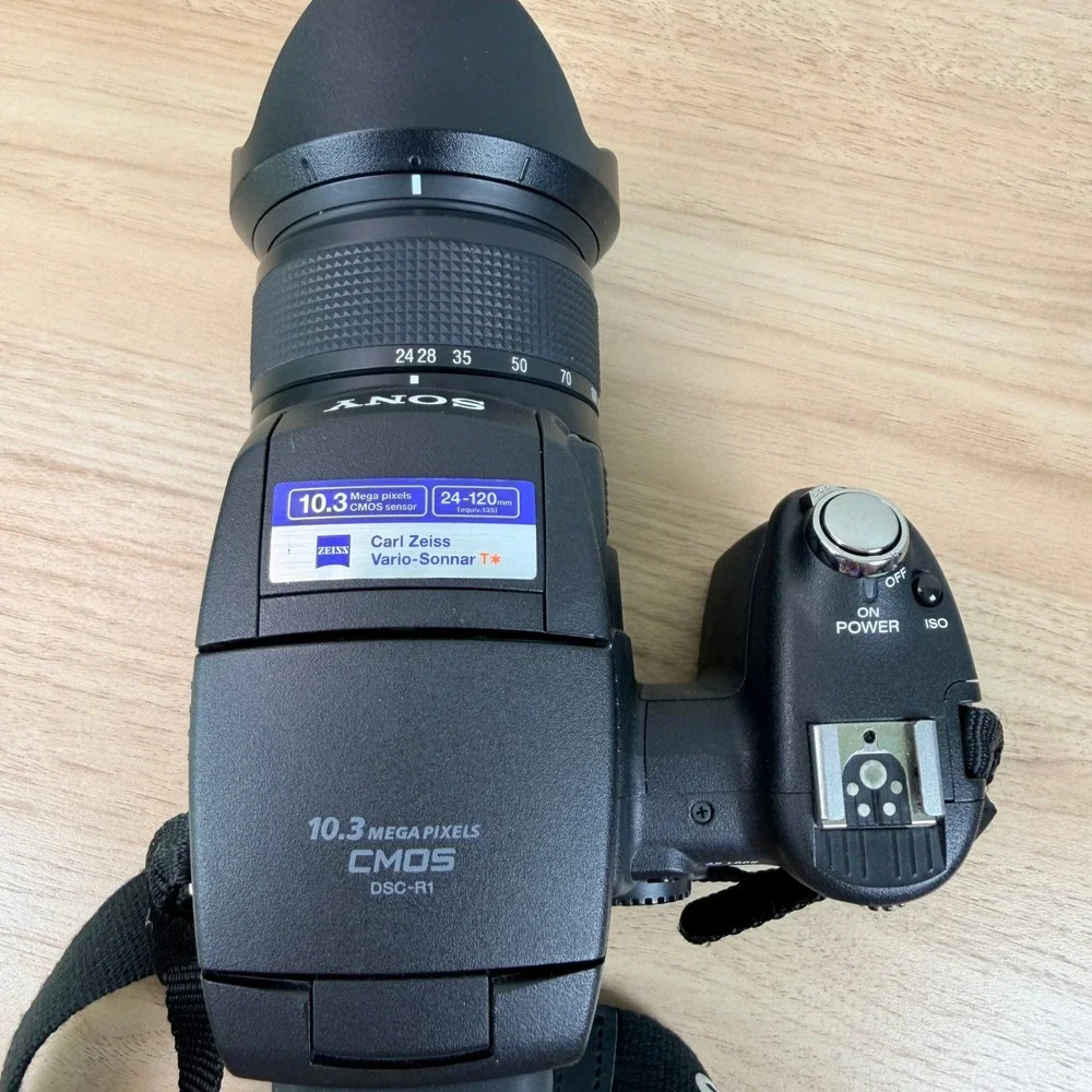 Sony Cyber-shot DSC-R1 10.3MP Bridge Camera w/ Carl Zeiss Vario-Sonnar 24-120mm